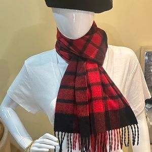 🌟HP🌟NWOT Cashmere Red & Black Buffalo Plaid Scarf by Louisa Perini
